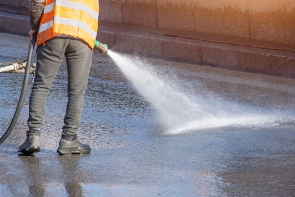 Cost of Asphalt Pressure Washing in Tallahassee